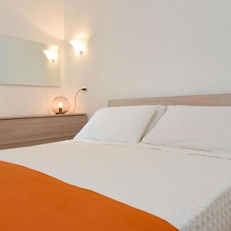 Appartamento Sulla Spiaggia กัลลีโปลี ภายนอก รูปภาพ