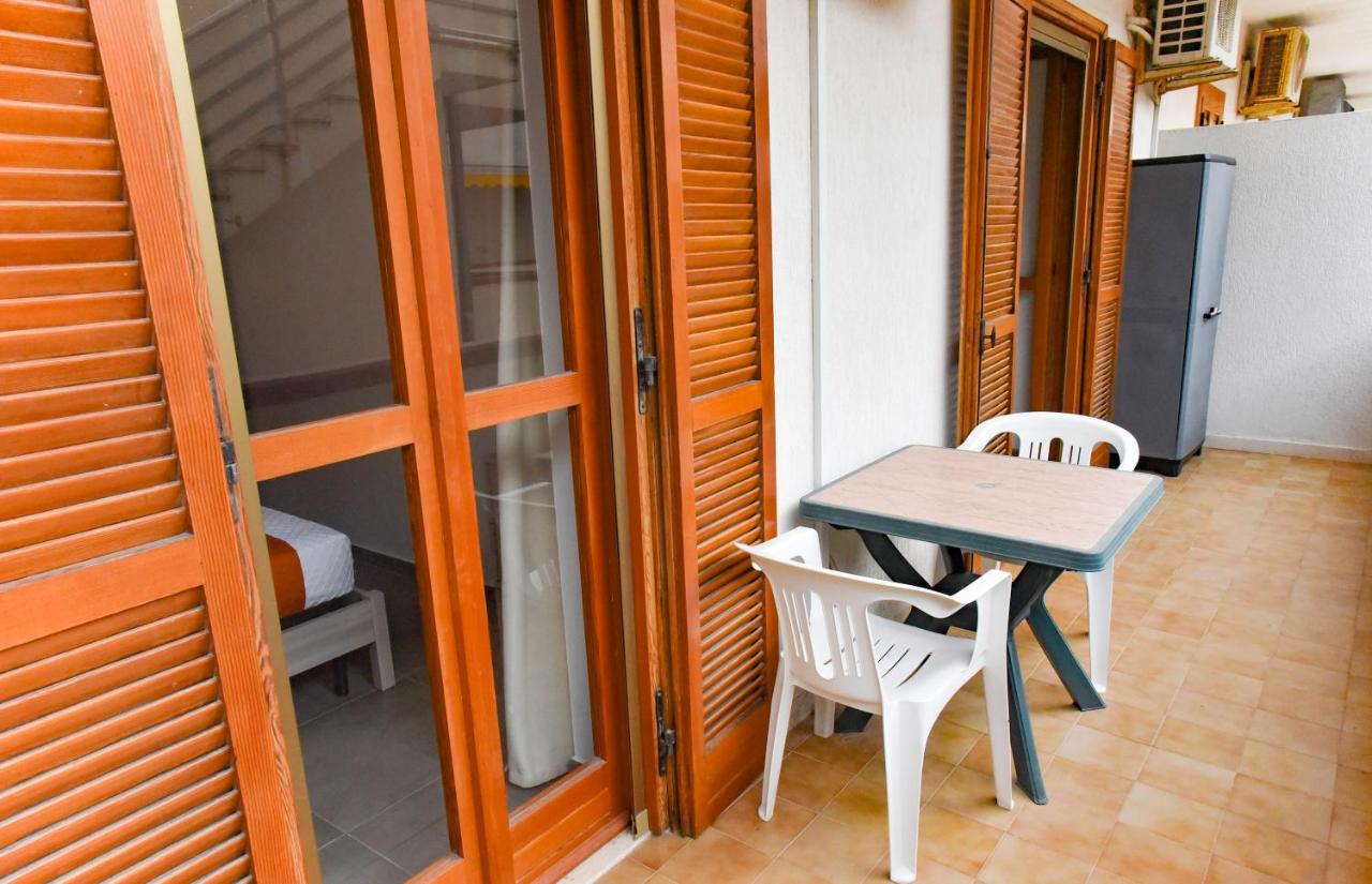 Appartamento Sulla Spiaggia กัลลีโปลี ภายนอก รูปภาพ